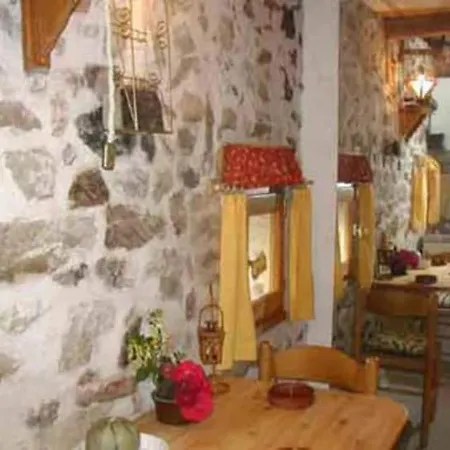 Ecolo Avene, Proche Nature Et Lerab Ling Bilingual Il Faut Lire Bas Sous La Rubrique Votre Avec Photo Casa vacanze *