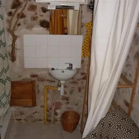 Prázdninový dům Ecolo Proche Nature Et Lerab Ling Il Faut Lire Les Restrictions Bas Sous La Rubrique Votre Avec Photo