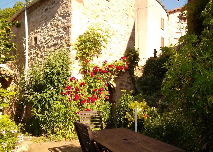 Ecolo Avene, Proche Nature Et Lerab Ling Il Faut Lire Les Restrictions Bas Sous La Rubrique Votre Avec Photo 度假居 阿韦恩
